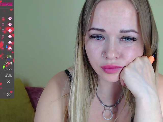 Live sex webcam photo for Sweet_Lexi #241020977