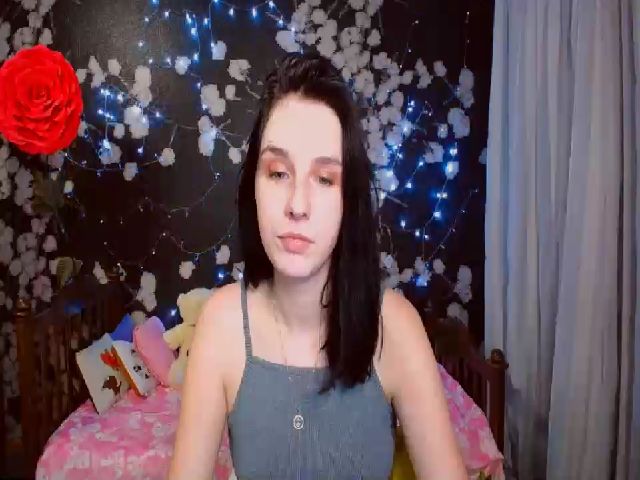 Live sex webcam photo for Lin_Elisss #264297245