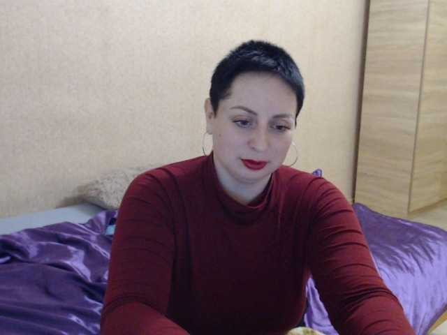 Live sex webcam photo for sandriana #241283449