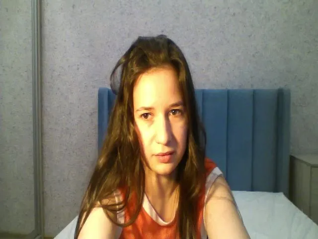 Live sex webcam photo for GloriyaSecret #261279270