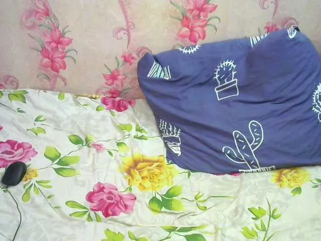 Live sex webcam photo for KalotonyFosy #241404656