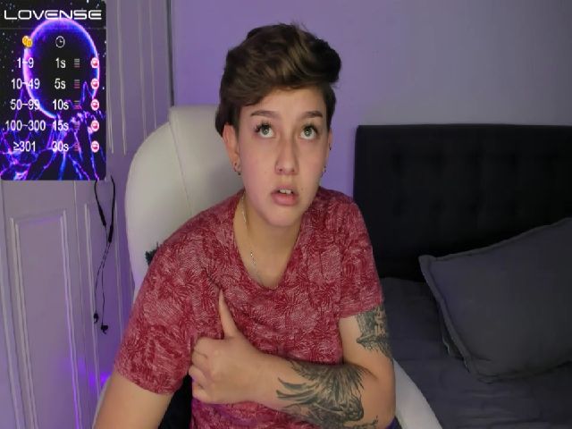 Live sex webcam photo for SalemJimenez #258453884