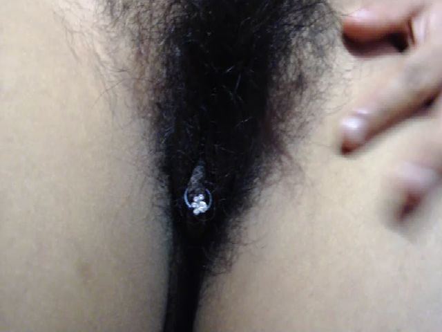 Live sex webcam photo for Hairy_Young1 #264611542