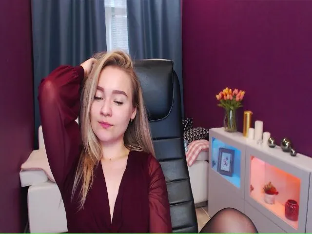 Live sex webcam photo for Kara_Smith #255550790