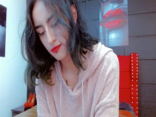 Live sex webcam photo for Violetdarkk #260337285