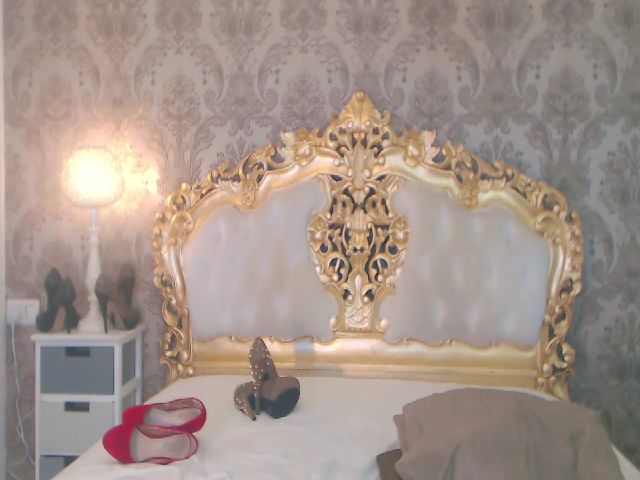 Live sex webcam photo for GoddessKatia #261266402