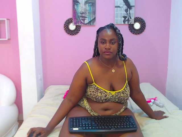 Live sex webcam photo for Morenaza-ermo #242598339