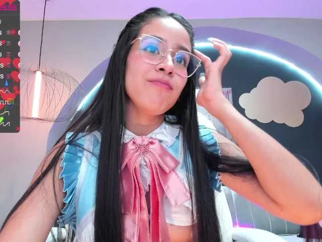 Live sex webcam photo for EvelynHarris #287950195