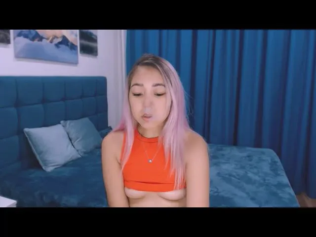 Live sex webcam photo for ArinaTigress #259182542