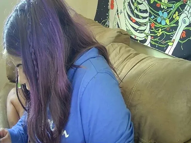 Live sex webcam photo for Lilmisspurp #255733320