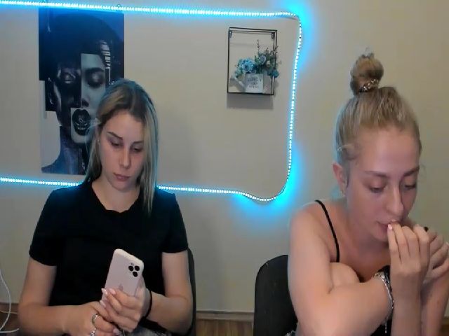 Live sex webcam photo for PolliMilk #261326482