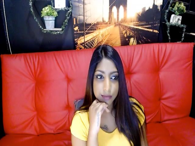 Live sex webcam photo for Indianfetishx #255631928