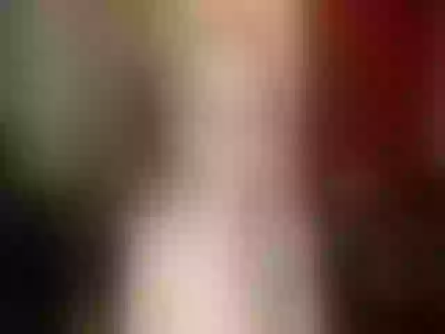Live sex webcam photo for WildestKitten #259540771