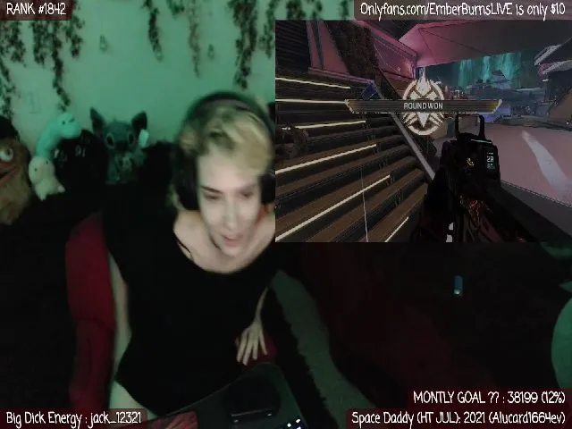 Live sex webcam photo for EmberBurns #261814159
