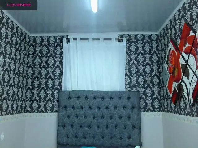 Live sex webcam photo for Ashley_shaw #252324493