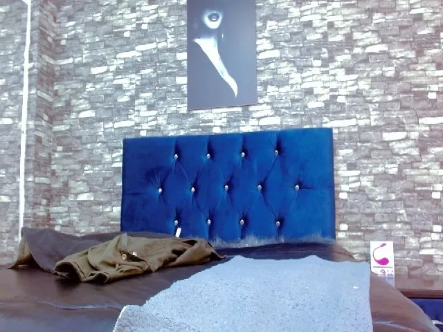 Live sex webcam photo for Violetdarkk #259629848