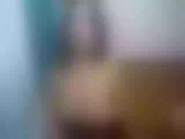 Live sex webcam photo for SUZZY23 #257449577