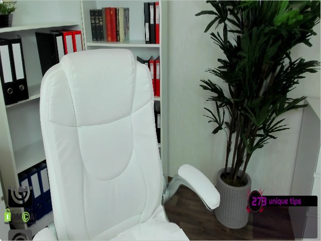 Live sex webcam photo for Raisawest #254772201