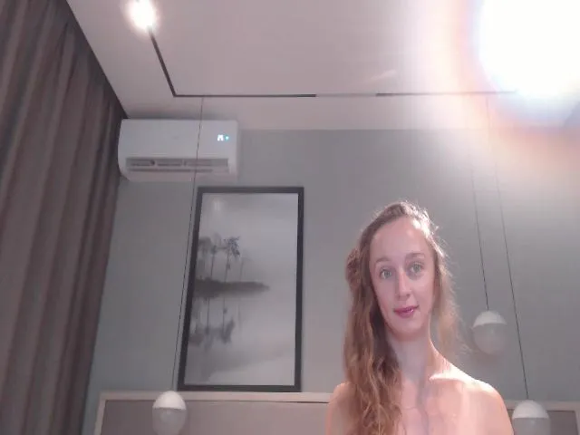 Live sex webcam photo for Innocent_Miss #254610196
