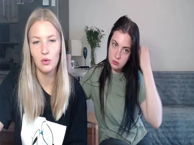 Live sex webcam photo for UrBlack_Kitty #261956261