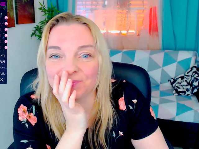 Live sex webcam photo for ReganLovely #241208111