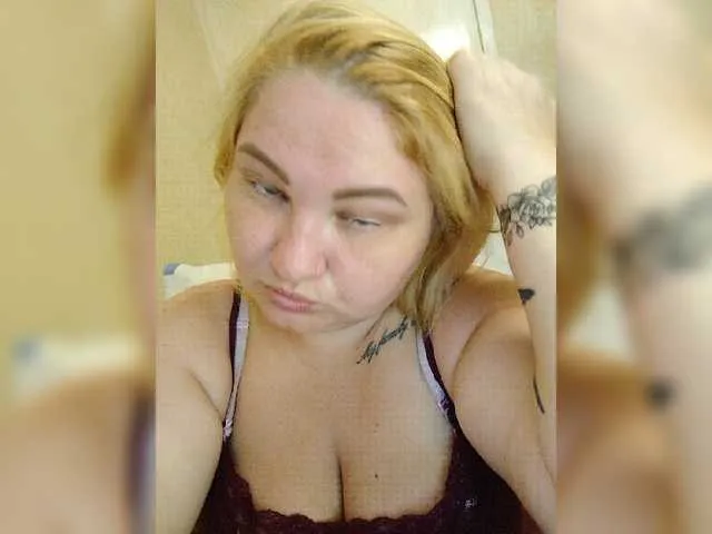 Live sex webcam photo for AmyRedFox #255067576