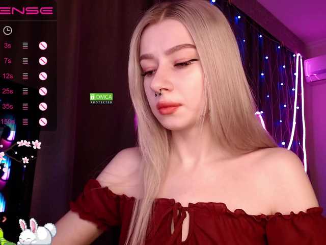 Live sex webcam photo for Annelitt #287948089