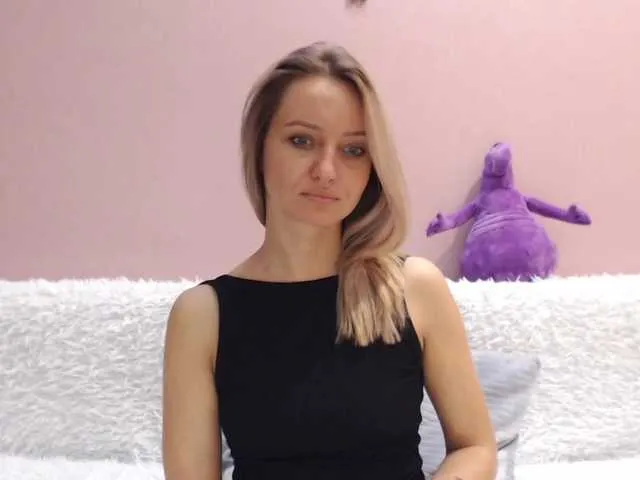 Live sex webcam photo for Gamora- #241094888