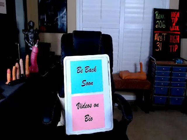 Live sex webcam photo for SummerKnightz #265282352