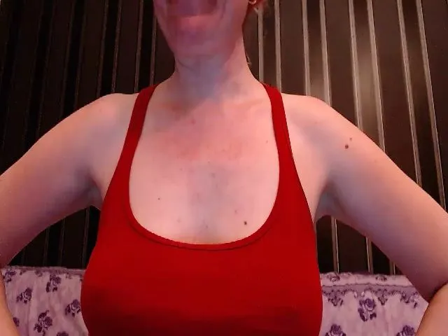 Live sex webcam photo for Bite_Me__ #264471598