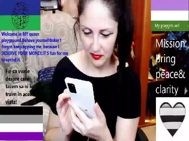 Live sex webcam photo for ImperatrizaS #252928993