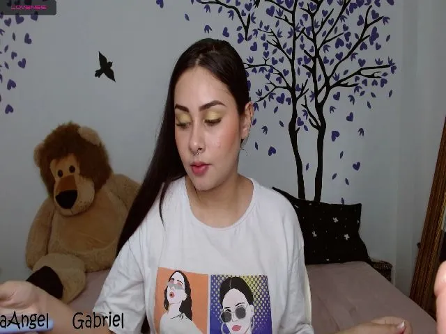 Live sex webcam photo for Cristal_zz #256014922