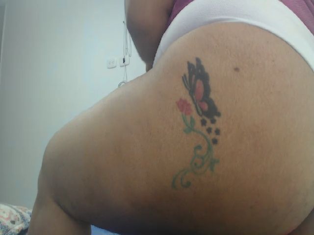 Live sex webcam photo for Princs #263204240