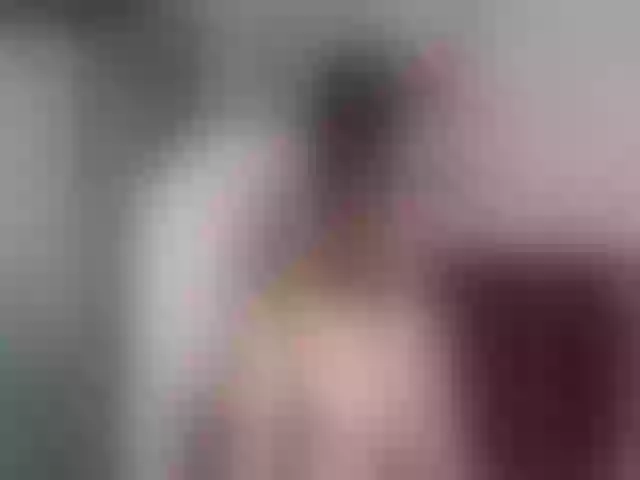Live sex webcam photo for Sun_kissed1 #255796575