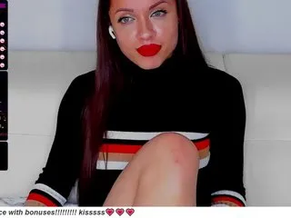 Live sex webcam photo for JenniferBomb #240727420