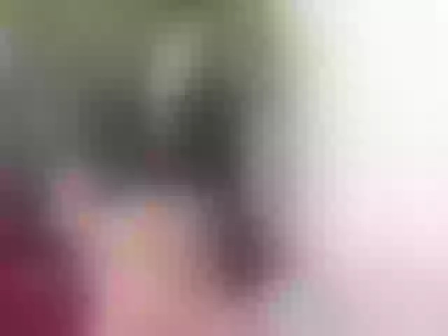 Live sex webcam photo for Holly_rosee #261771663