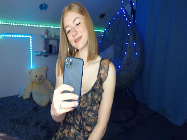 Live sex webcam photo for SunShine_A #262261493