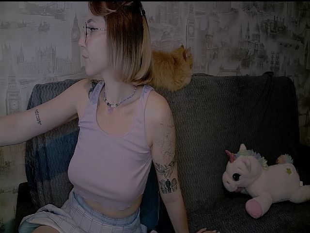 Live sex webcam photo for Blueberyy #263841161