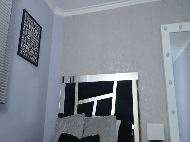 Live sex webcam photo for Pythonissa97 #261368918