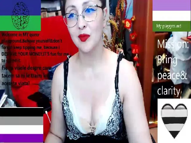 Live sex webcam photo for ImperatrizaS #265317146