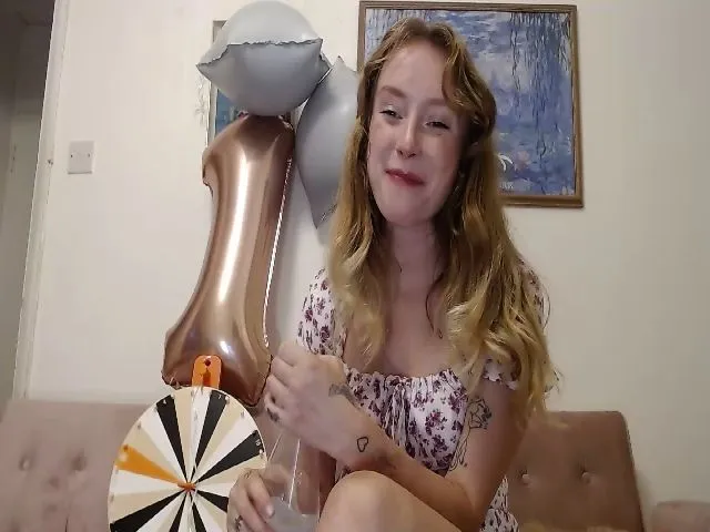 Live sex webcam photo for Lavender_Dove #262771194