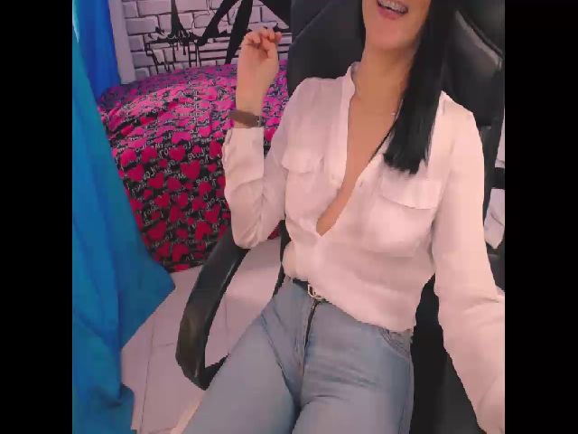 Live sex webcam photo for Sashabreck #287859630