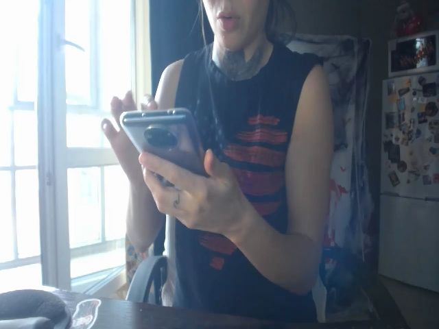 Live sex webcam photo for Angie_Wild #258757693