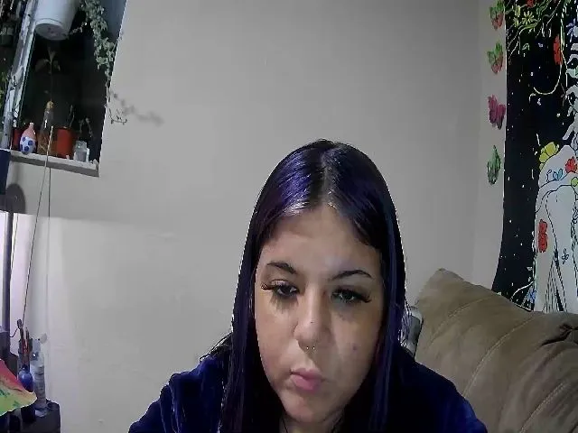 Live sex webcam photo for Lilmisspurp #254702266