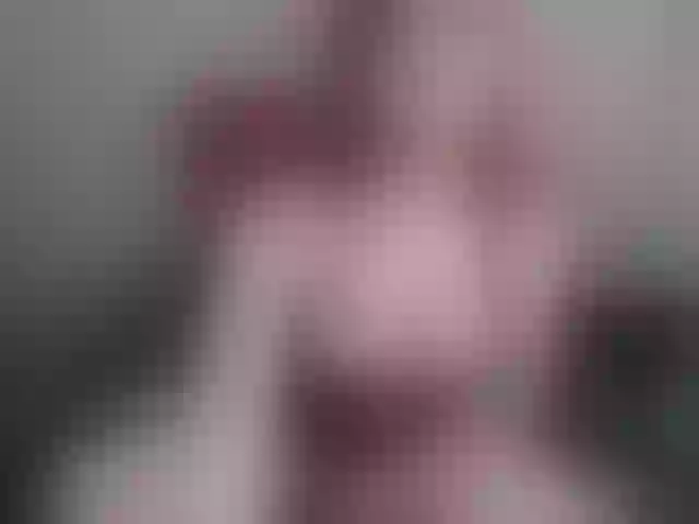 Live sex webcam photo for HelinaRed #241011580