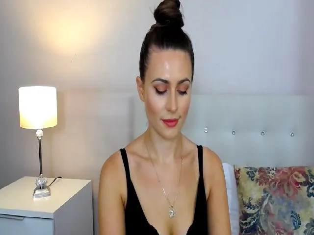 Live sex webcam photo for CharlotteLOV #253382724