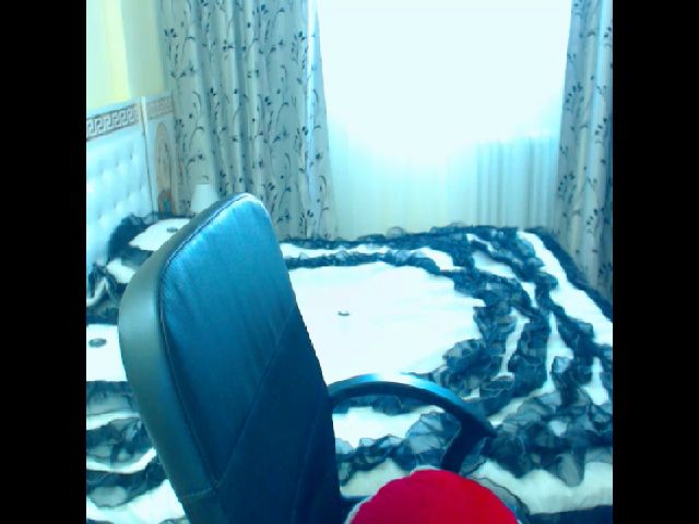 Live sex webcam photo for SonyaHotMilf #262628306