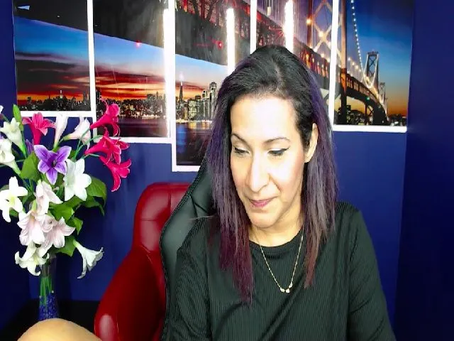 Live sex webcam photo for Infernalsexx #256063585