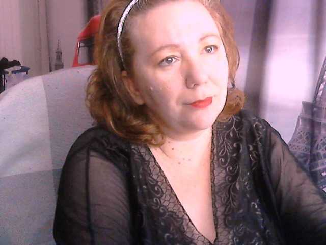 Live sex webcam photo for Mona-Liza #241089236