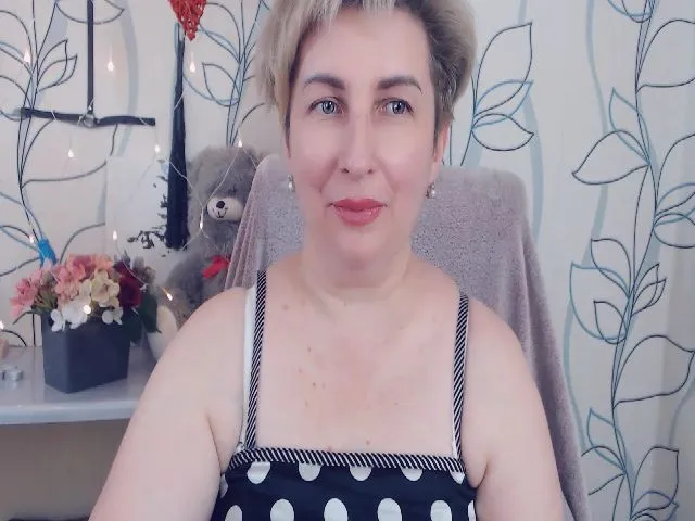 Live sex webcam photo for DepravedMadam #252438653